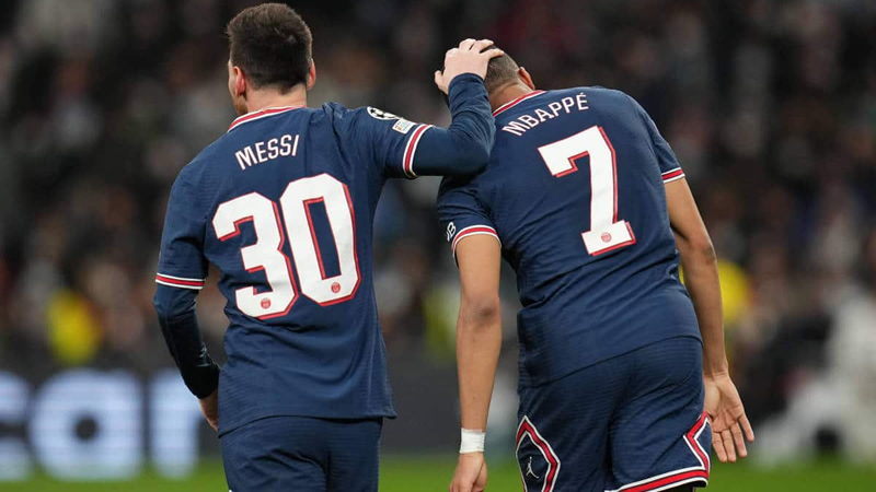 Messi e Mbappé - jogadores muito rápidos